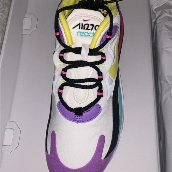 Women’s Air Max 270 React - Picture 3 of 5